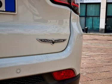 Jeep Compass 4XE, guarda tutte le foto della nostra prova 8