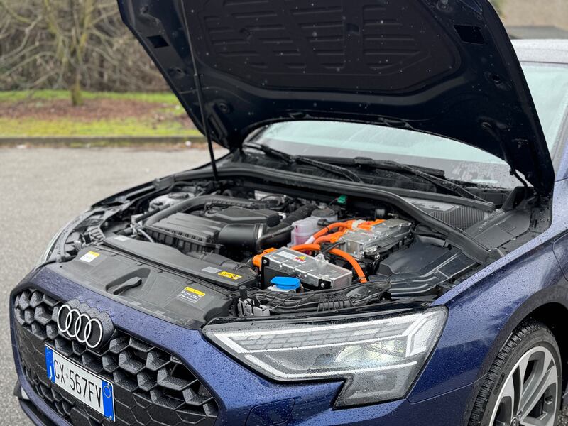 Audi A3 plug-in 2025: guarda la gallery della nuova compatta ibrida 19