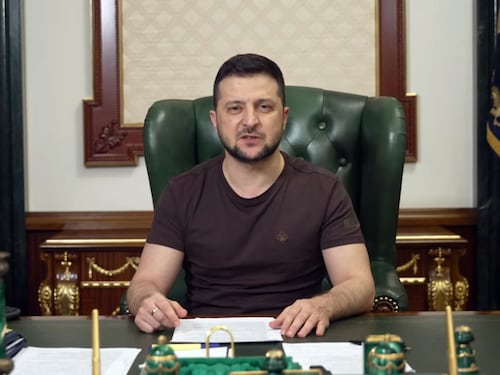 La mossa di Zelensky: "Referendum prima della pace"