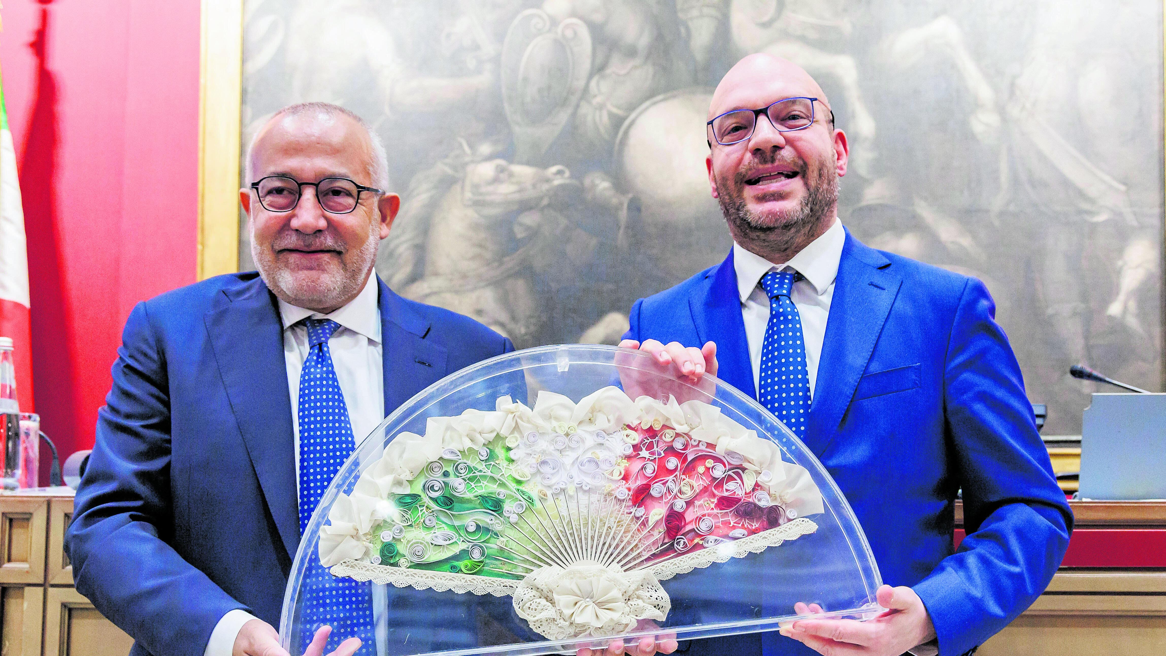 Fontana e la legge: "Io cattolico, ma decide la Camera"