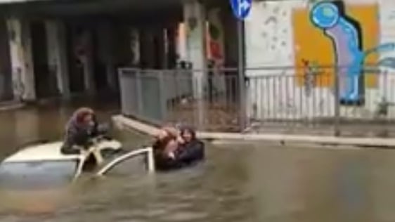 Maltempo, Francavilla al Mare: salvata da un passante