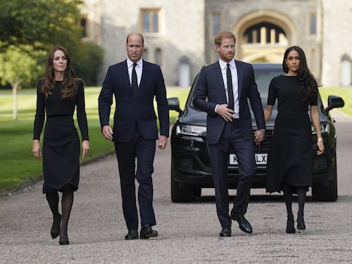 Kate contro Meghan. Ecco perché la pace con Harry è ancora lontana