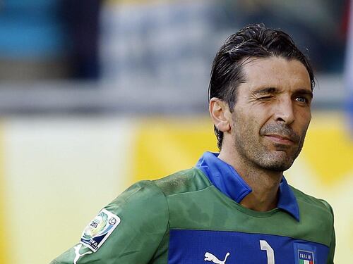 Buffon da record: "Vi racconto io questa Nazionale"
