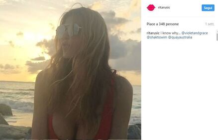 Vip a 50 anni, le più sexy sui social 38