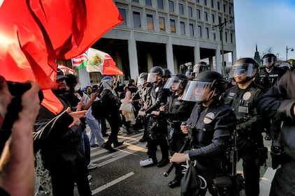 Proteste e scontri a Los Angeles 6