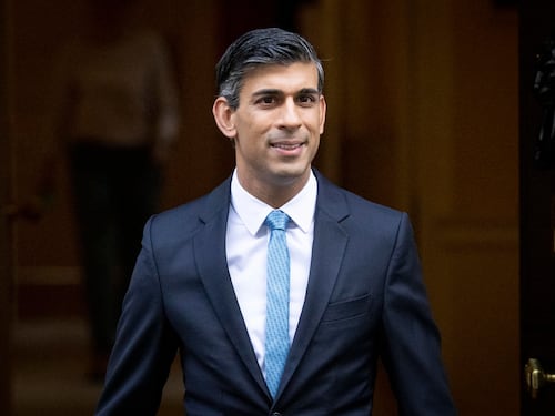Via gli studenti stranieri dagli atenei inglesi. Troppi immigrati, limiti alle nuove iscrizioni