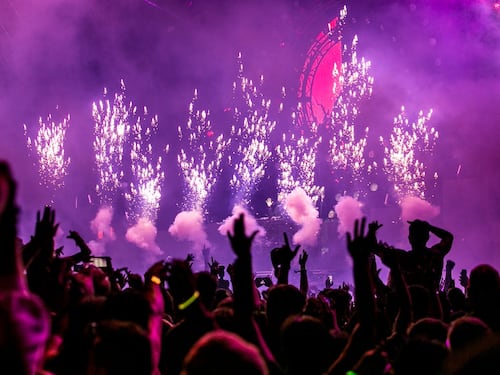 "Giovani senza rispetto". E la discoteca è costretta a chiudere