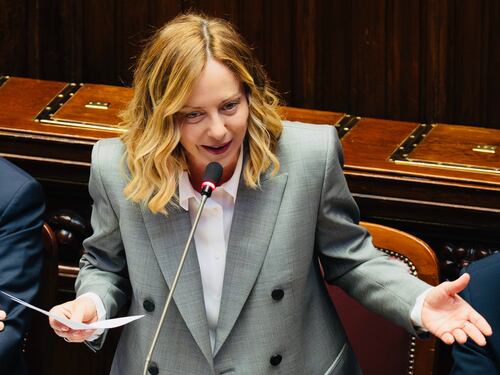 Meloni a Netanyahu: "Rispetti il diritto. La situazione a Gaza è ingiustificabile"