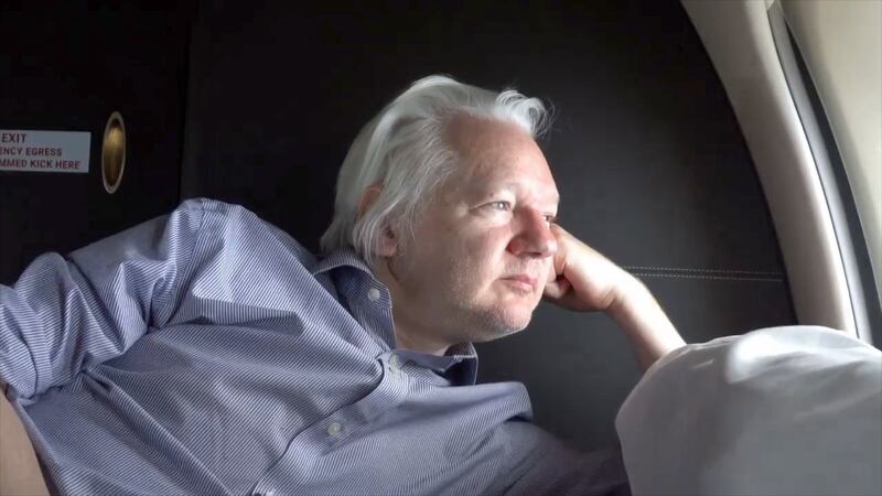Assange in aereo