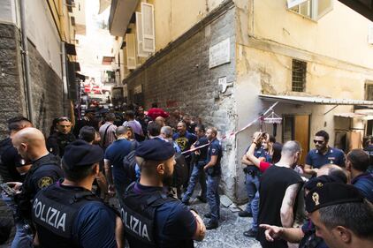 Napoli, esplode palazzina durante uno sfratto 8