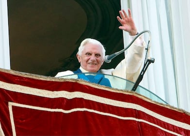 Ratzinger, dall'elezione agli incontri con Francesco 14