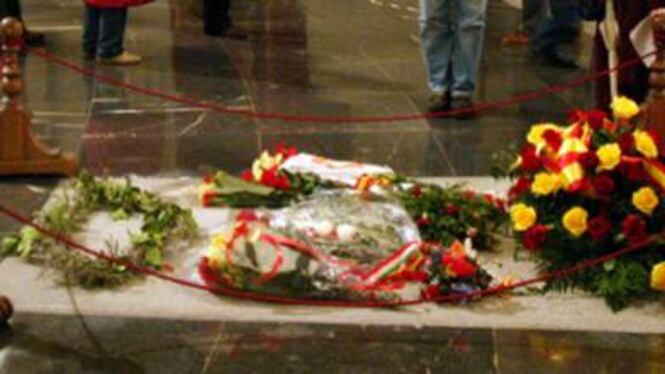 Spagna, la Corte Suprema annulla la riesumazione di Francisco Franco