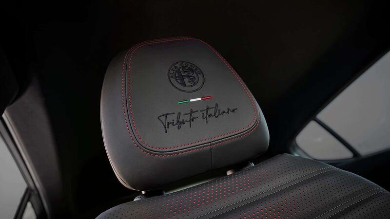 Alfa Romeo Tributo Italiano, guarda le foto della nuova gamma  2