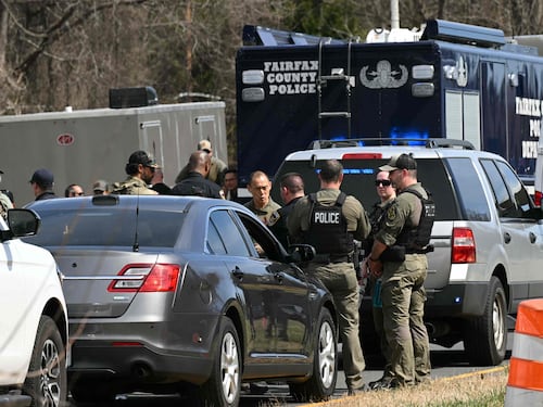 Usa, spari fuori dal quartier generale della Cia in Virginia