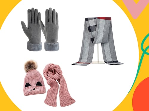 Cyber Monday, sciarpe e guanti: quali acquistare per il freddo o come idea regalo