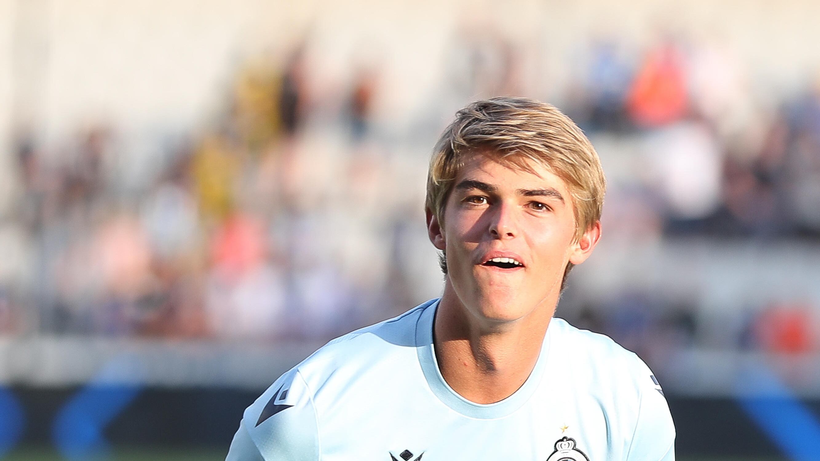 De Ketelaere si taglia lo stipendio per il Milan
