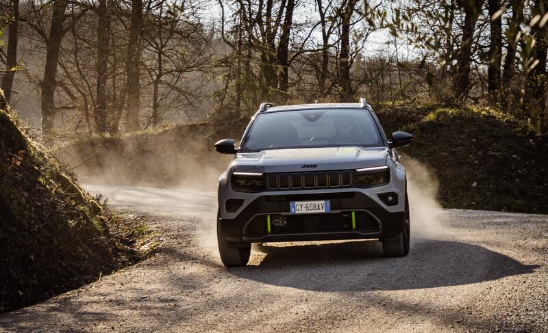Jeep Avenger supera i 200.000 ordini: un successo europeo firmato Torino