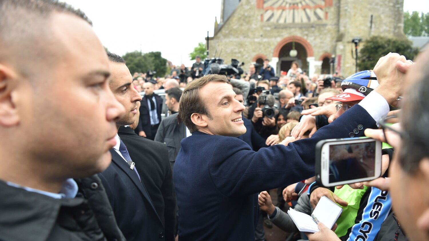 Macron doppia la Le Pen: ecco la mappa del voto
