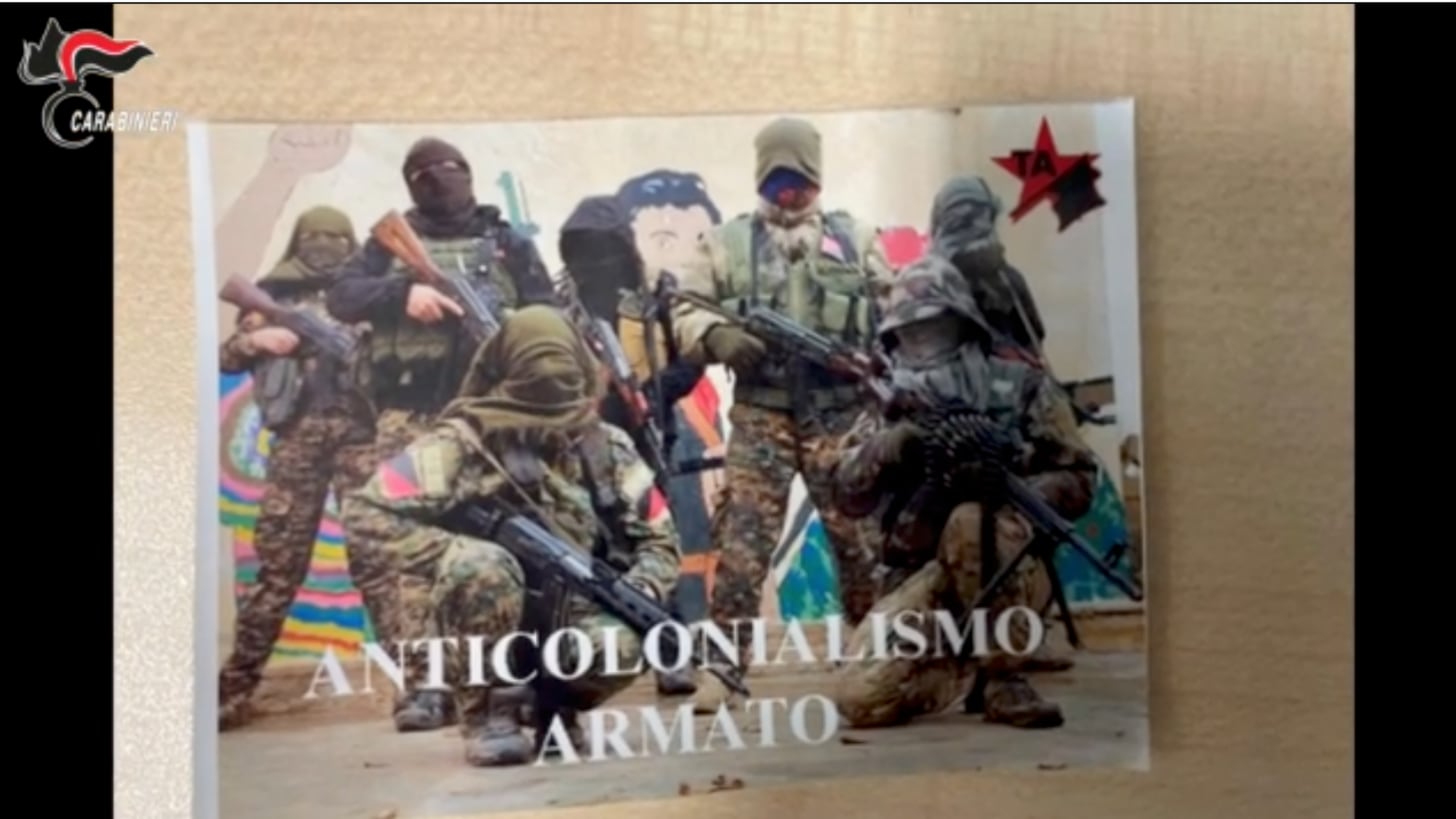 Terrorismo, in arresto due italiani (uno convertito all’Islam) che propagandavano per Hamas