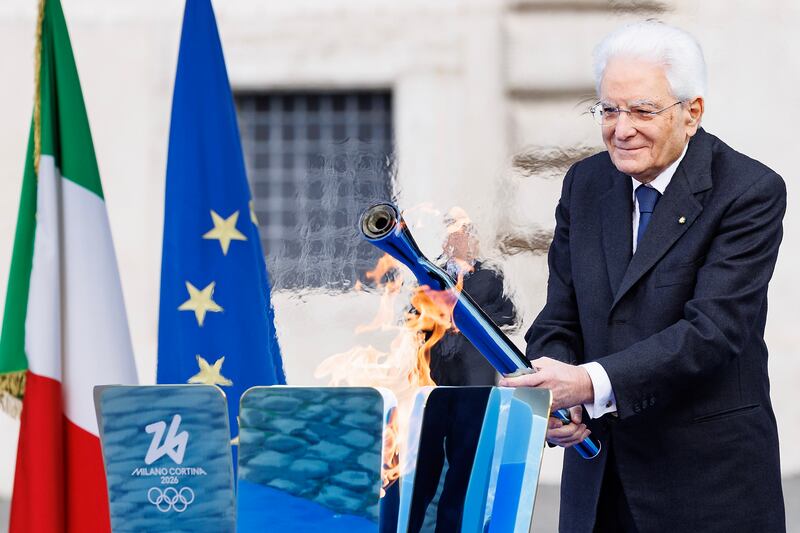 Fiamma olimpica 8