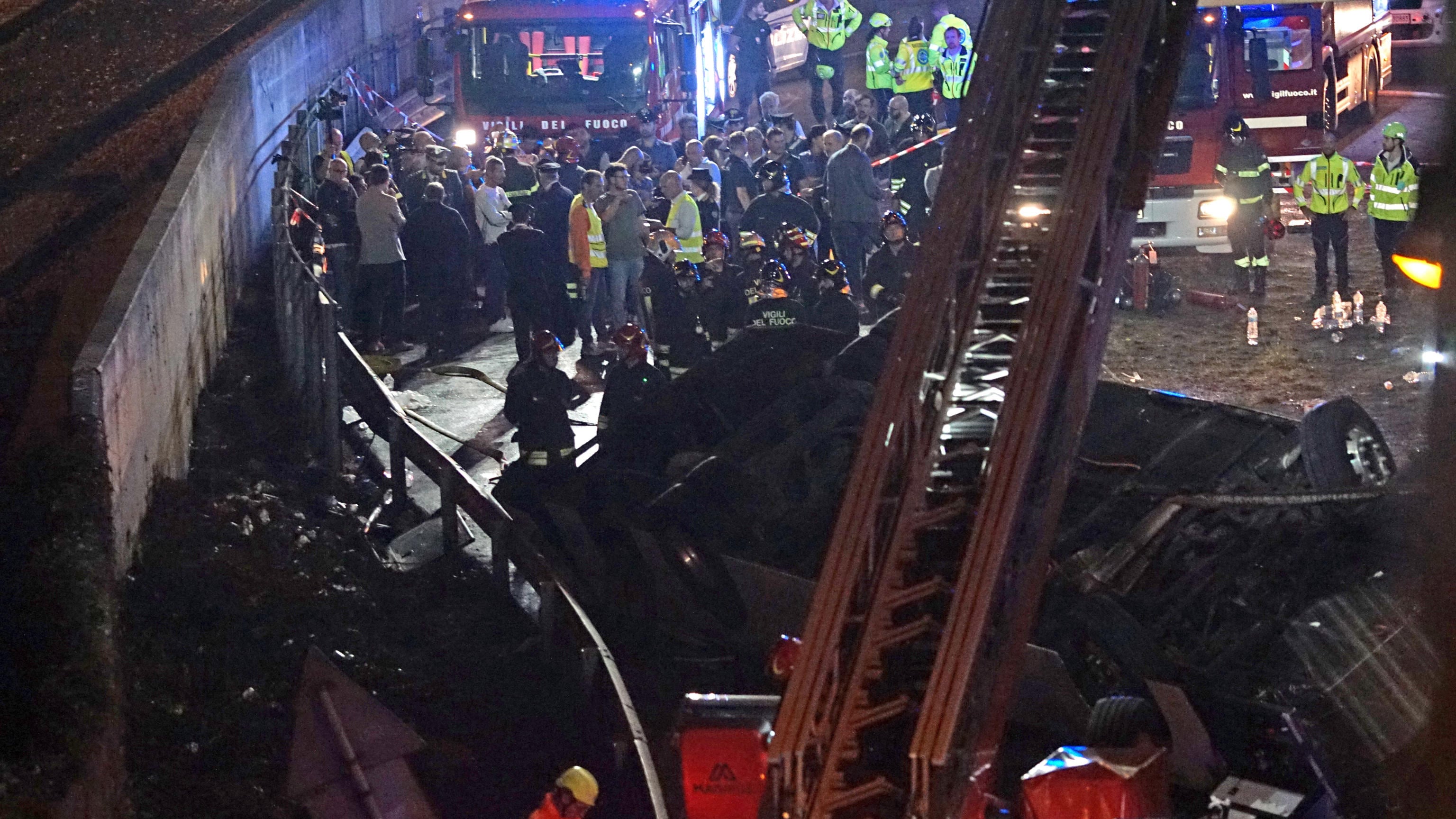 Tragedia di Mestre, le ipotesi: dal malore dell'autista, al tragico effetto domino