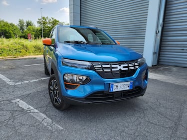 Dacia Spring: guarda tutte le foto 2