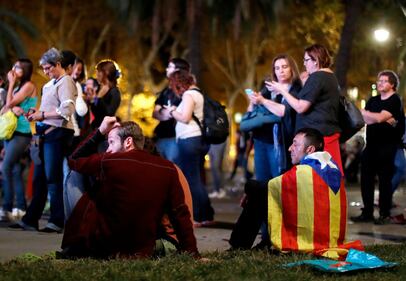 La delusione dei catalani dopo le parole di Puigdemont 7