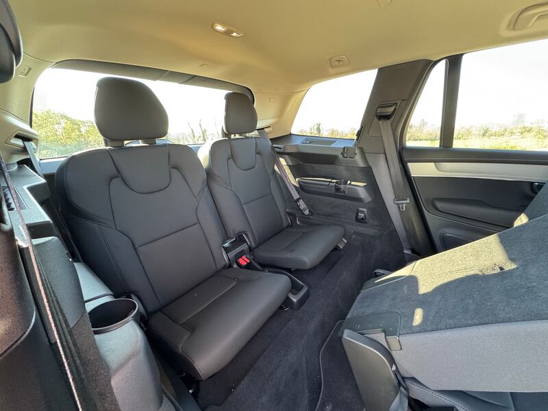Volvo XC90: la gallery del nuovo SUV premium svedese, che comfort 10
