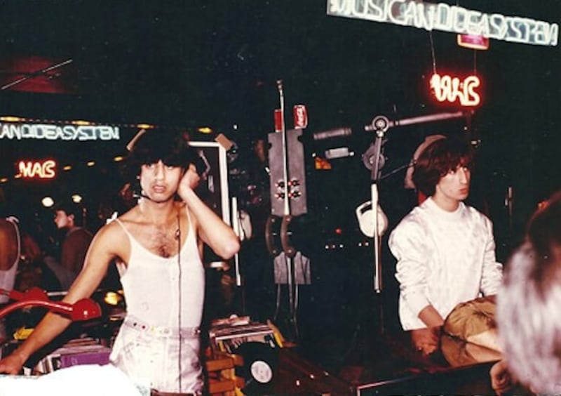 Roma Caput disco 2