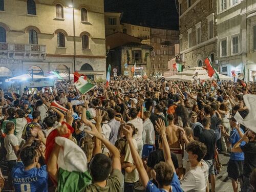 Festa Azzurra, tornano le cassandre del Covid