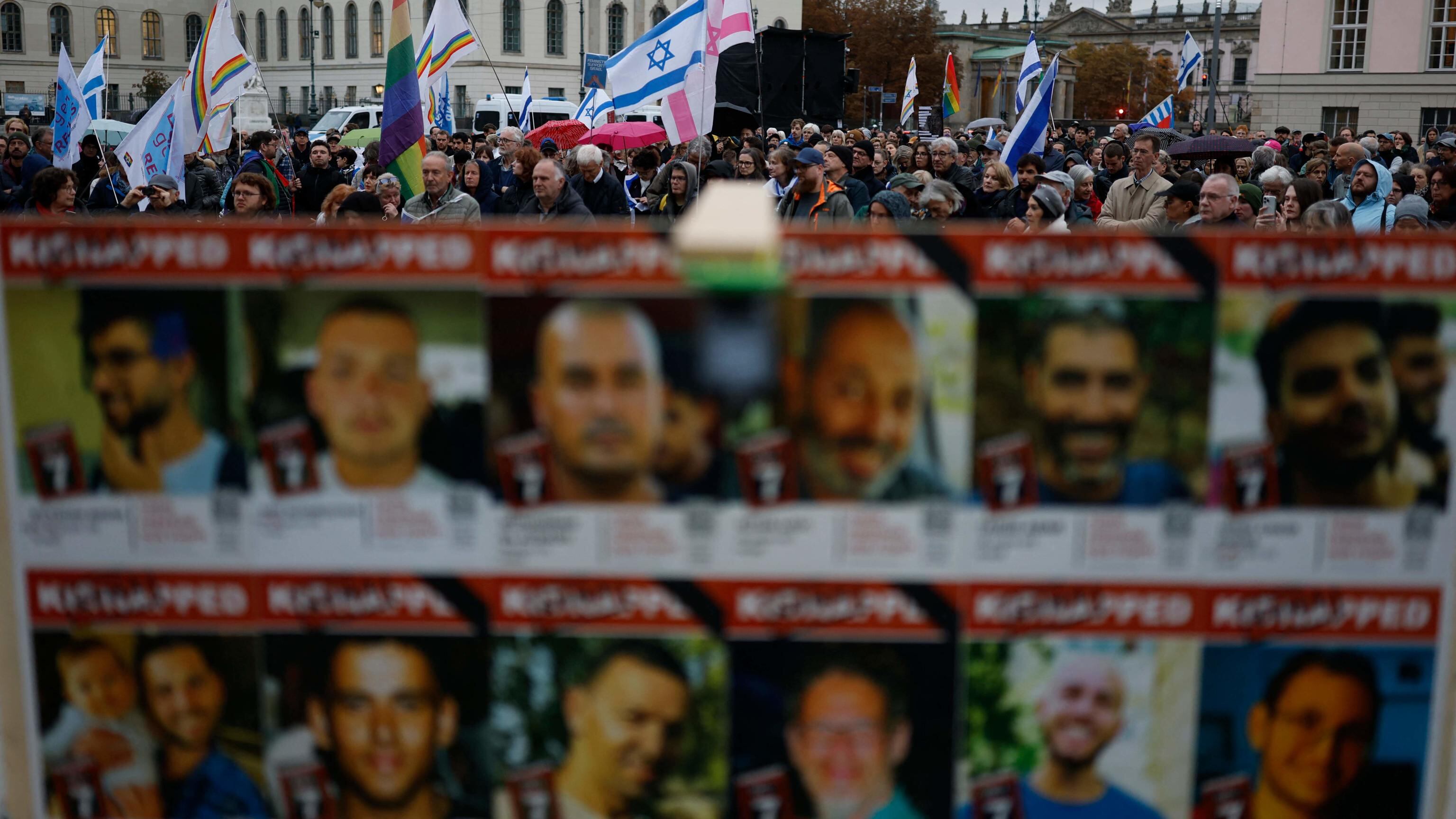 Accordo Israele-Hamas, chi sono gli ostaggi e qual è il piano per la liberazione