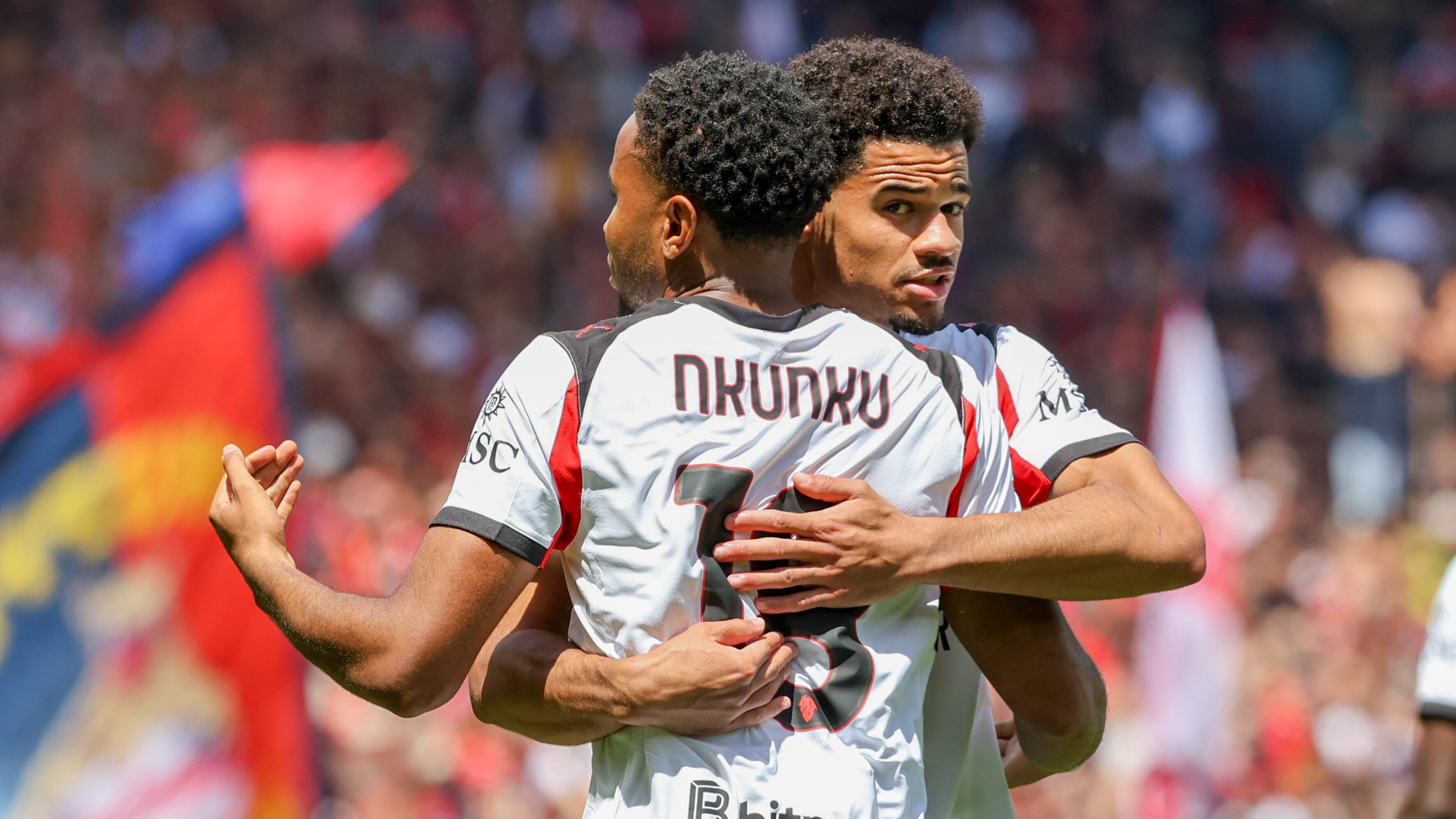 Il Milan stende il Genoa e vede la Champions