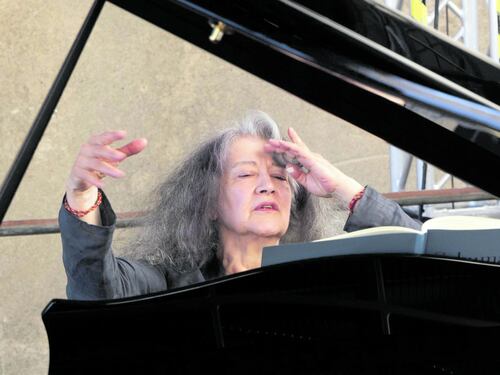 "La musica è un grande mistero. Ed è quando suono che mi sento vivere"