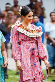 Meghan Markle, i primi scatti in abito premaman 6