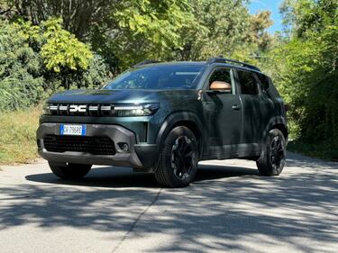 Dacia Duster GPL 2024: guarda la gallery del nuovo SUV a GPL 2
