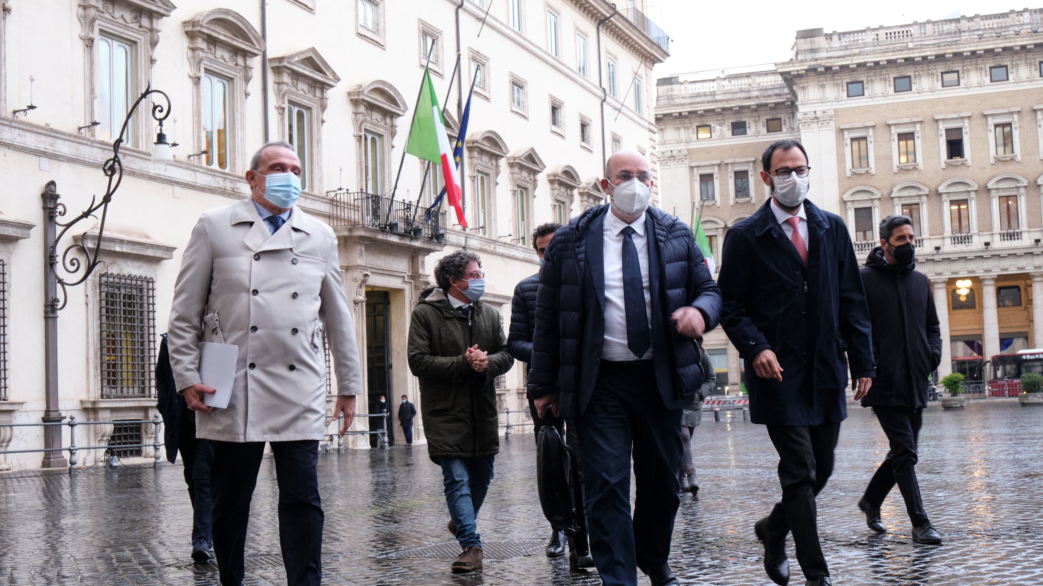 I 5 Stelle nel caos: "Non stiamo toccando palla"