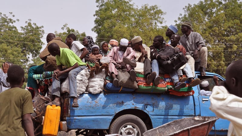 Nigeria, civili in fuga dopo gli attacchi islamisti 4