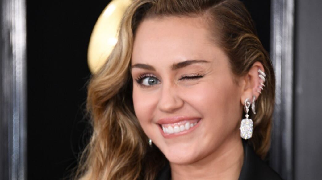 Miley Cyrus supporta l'apertura di un cannabis-café