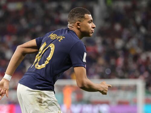 Theo e il mago Mbappé. La Francia risveglia il Marocco dalla favola