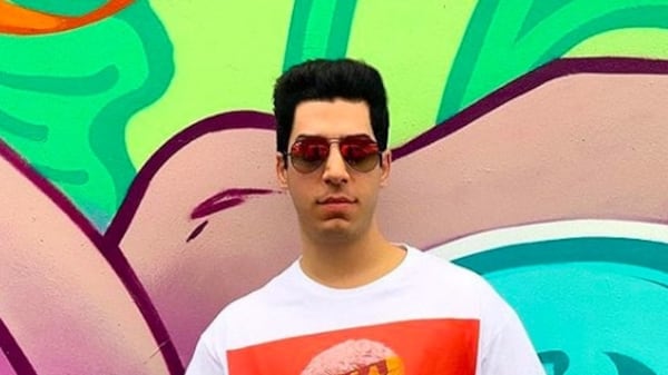 La nuova vita di Renzo Bossi, ora fa l'influencer su Instagram