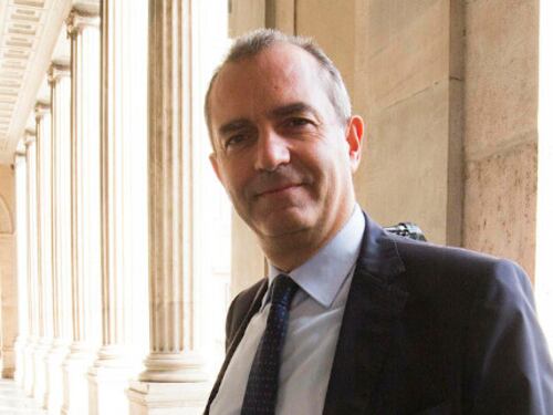 "Speranze andate alle ortiche". Il fallimento di De Magistris