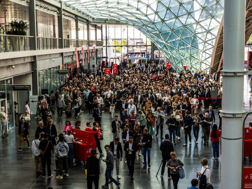 Aperto il Salone del Mobile, la "città intercontinentale" del design e dell'arredo