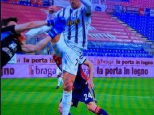 Fallo killer di CR7 su Cragno. Poi il gesto che farà discutere
