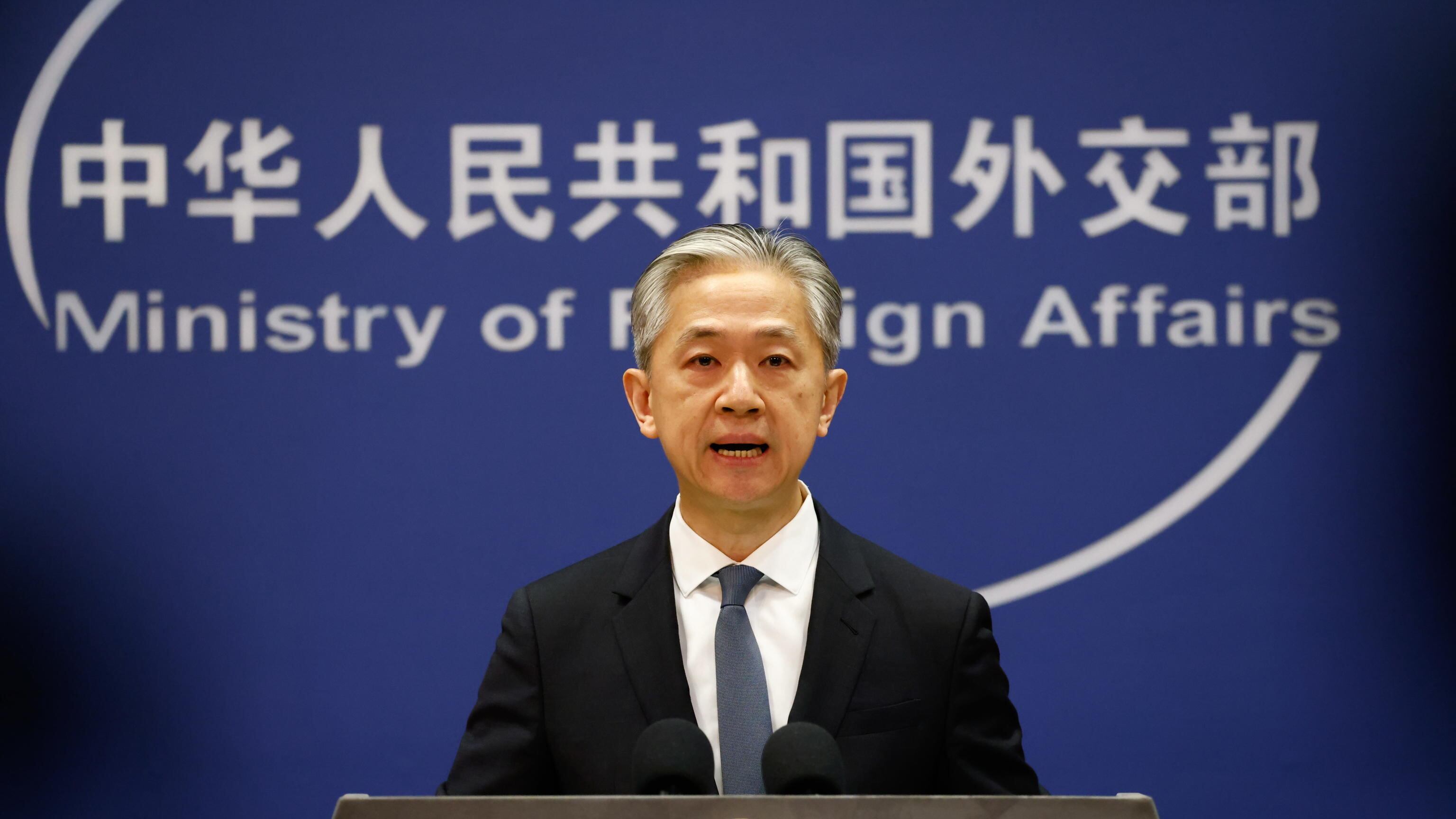 In agenda le sanzioni e il vertice di pace ma la Cina vara il suo "contro-summit"