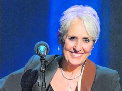Joan Baez: "Le mie canzoni frutto di una personalità dissociata"