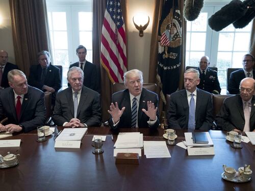 Gli Stati Uniti avvertono la Corea del Nord: "Trump pronto all'azione militare"