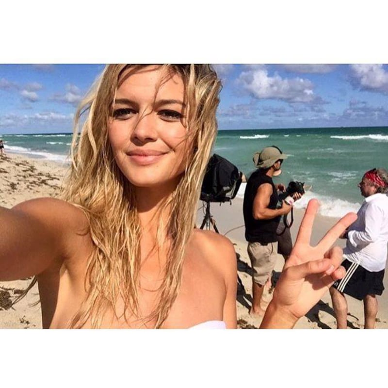 Kelly Rohrbach al cinema con Baywatch 6