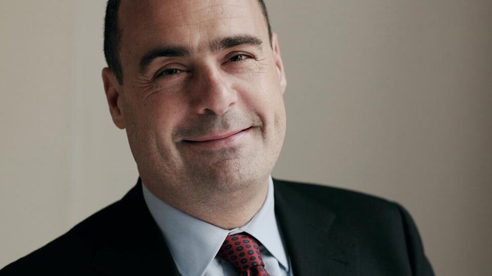 Pd, dopo la cena da Calenda arriva la "controcena" di Zingaretti