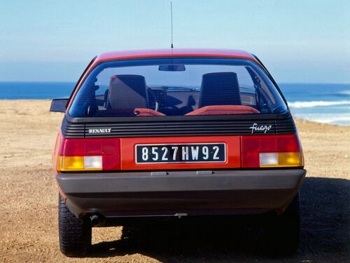 Renault Fuego, guarda la gallery