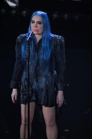 Sanremo 2019, minigonna inguinale per Loredana Bertè 2
